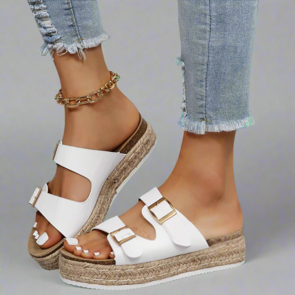 Elfriede | Sandals made from shiny premium leather