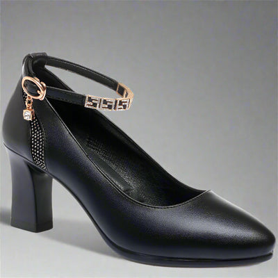 Zymara | Pumps made from premium patent leather for your office style