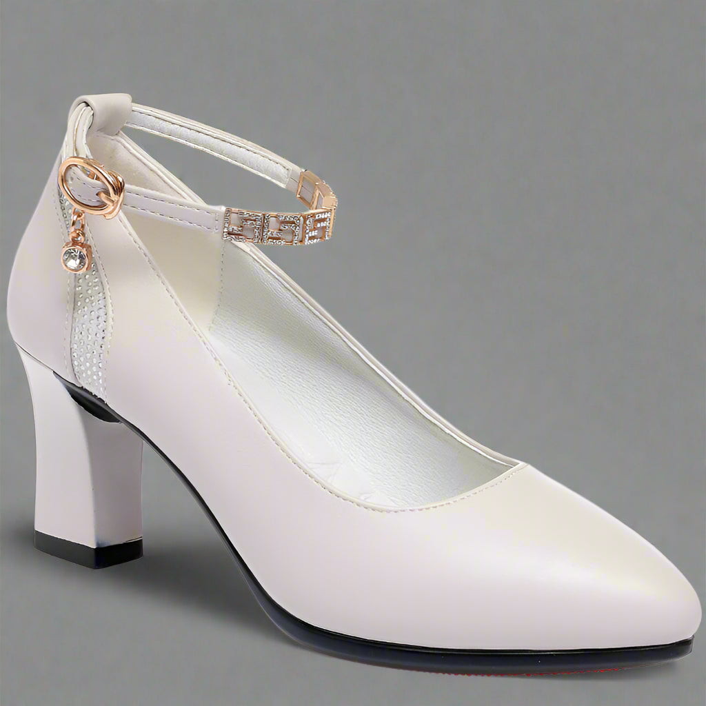 Zymara | Pumps made from premium patent leather for your office style