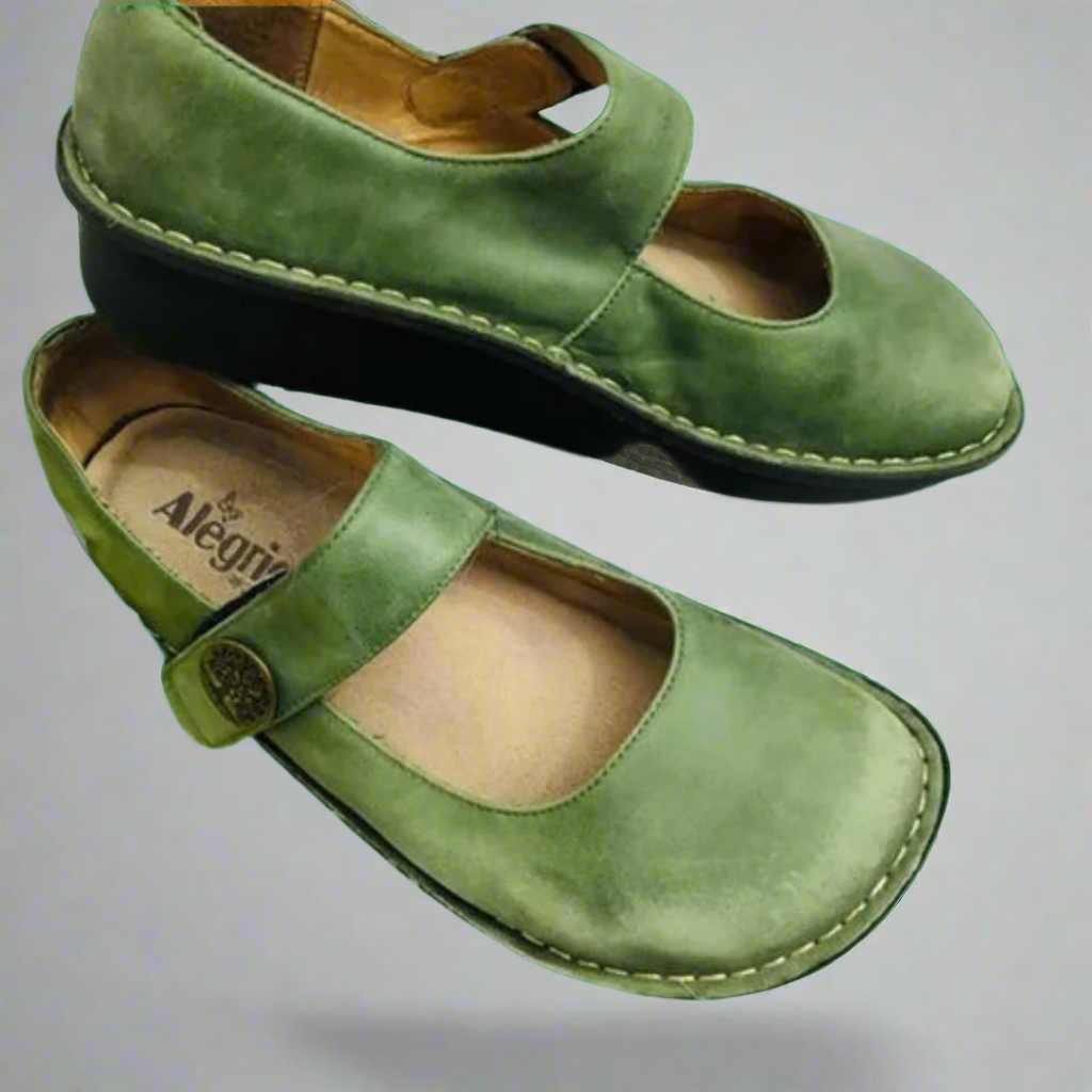 Petra | New Ladies' Flats – Comfortable and Elegant