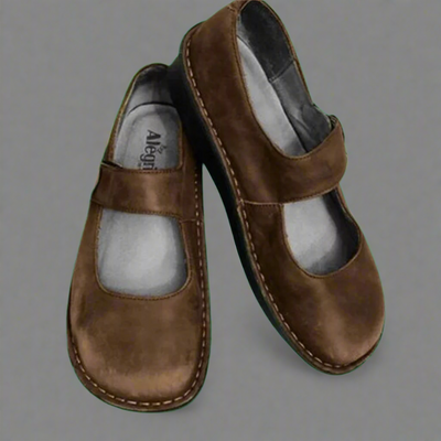 Petra | New Ladies' Flats – Comfortable and Elegant