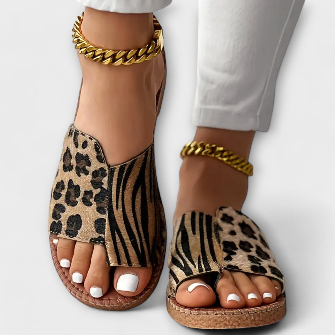 Chic Two-Toned Sliders with Leopard Print