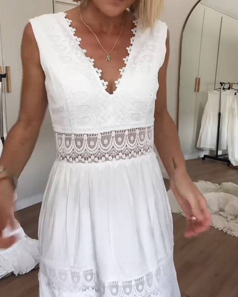 Alexa - Blonde V-Neck Cami Dress