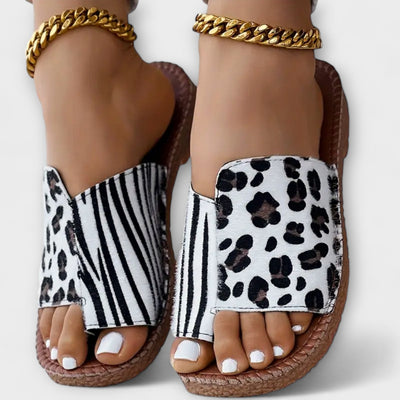 Chic Two-Toned Sliders with Leopard Print