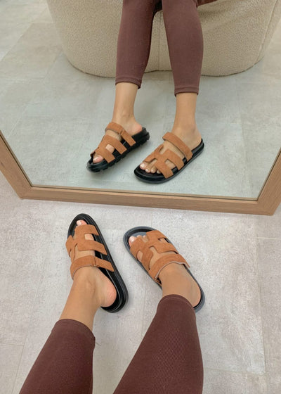 Zora™ | Slides