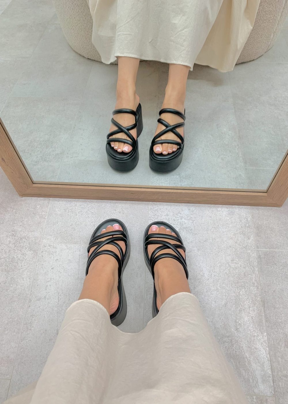 Nia™ | Stylish Wedge Slides with Straps