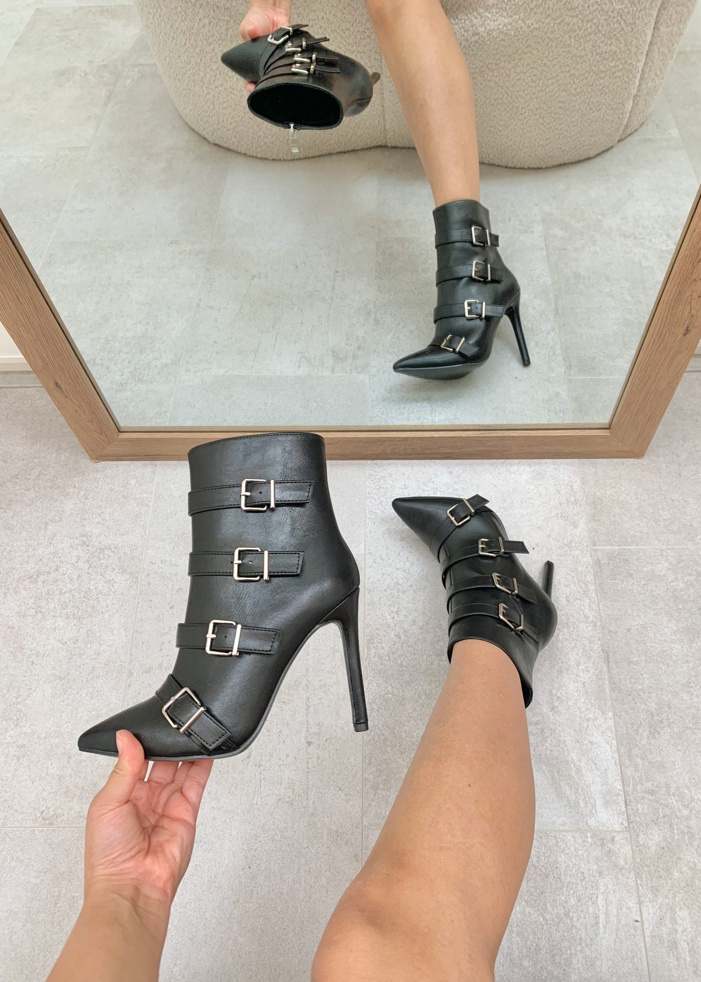 Elsie™ | Ankle Boots With Buckles And Pointed Heel
