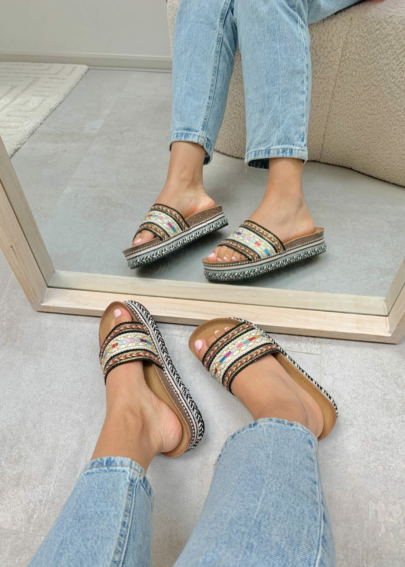 Shana™ | Elegant Black Slippers