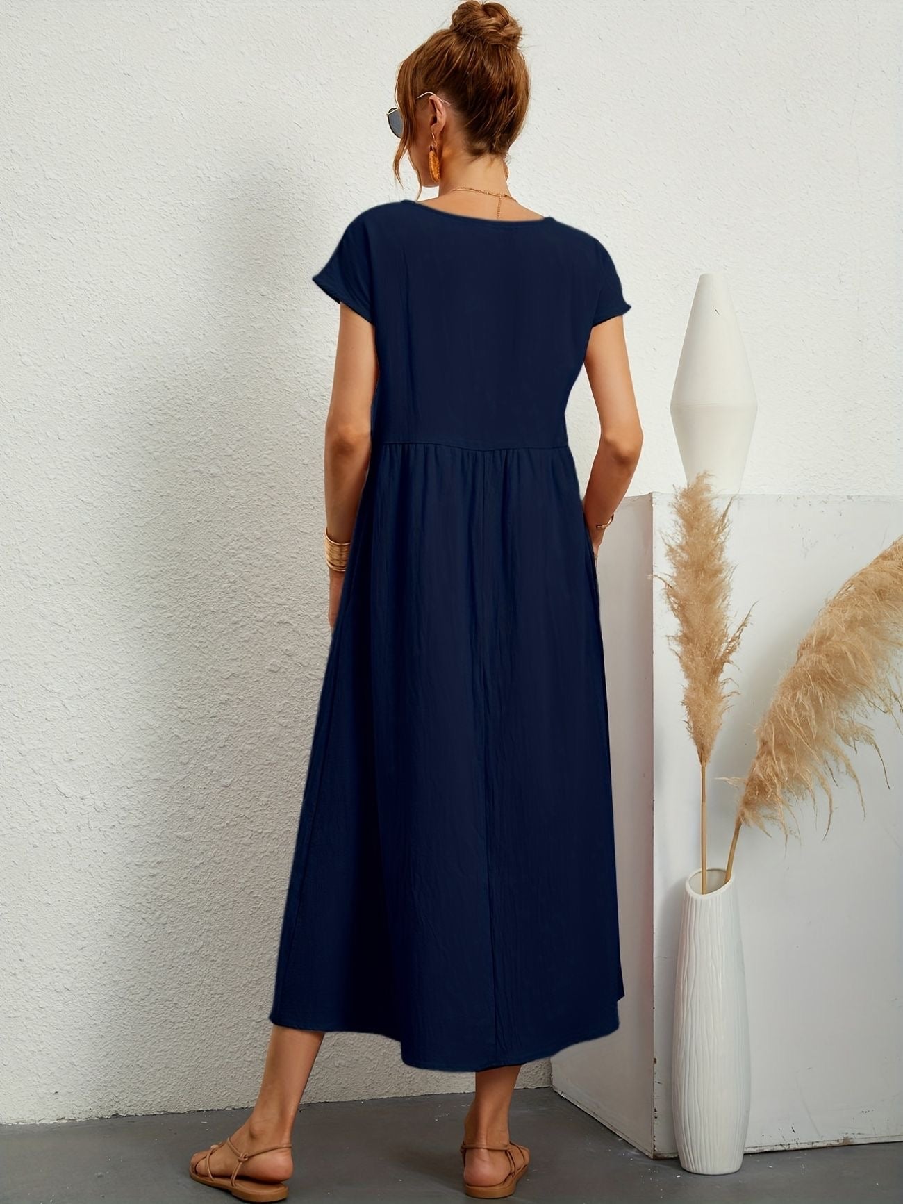 Caroline - Elegant Casual Dress
